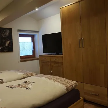 Brandl Haus 92 Og Comfortable בית נופש אראך